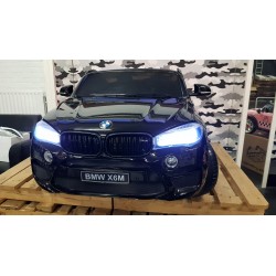 BMW X6 M elektrische kinderauto 2 persoons 2.4G 12V metallic zwart