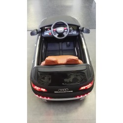 Audi Q7 Matzwart